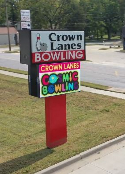 Crown Lanes Bowling Alley outdoor sign
