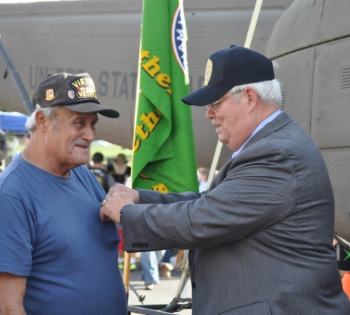 Charles C. Hagemeister honors Vietnam veteran
