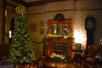 Carroll Mansion Decking the Halls for the Holidays | Leavenworth, Kansas