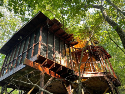 Hidden Valley Wilderness Treehouse